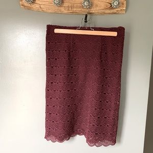 Adiva Burgundy Lace Vintage Style Layered Midi Straight Pencil Skirt
